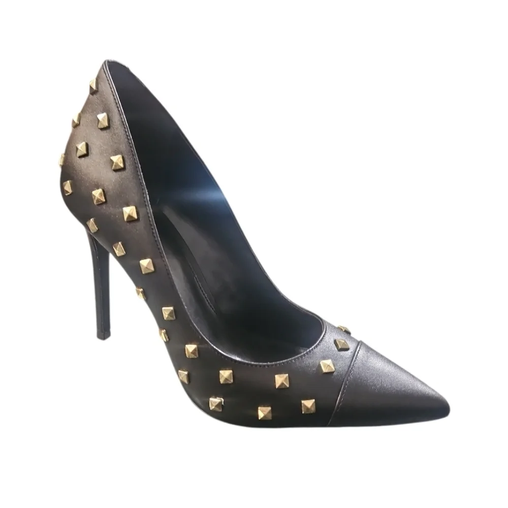 Michael Michael Kors Keke Black Leather Gold Stud Pump 6.5